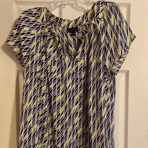 Women’s Plus Size Short Sleeved Blouse